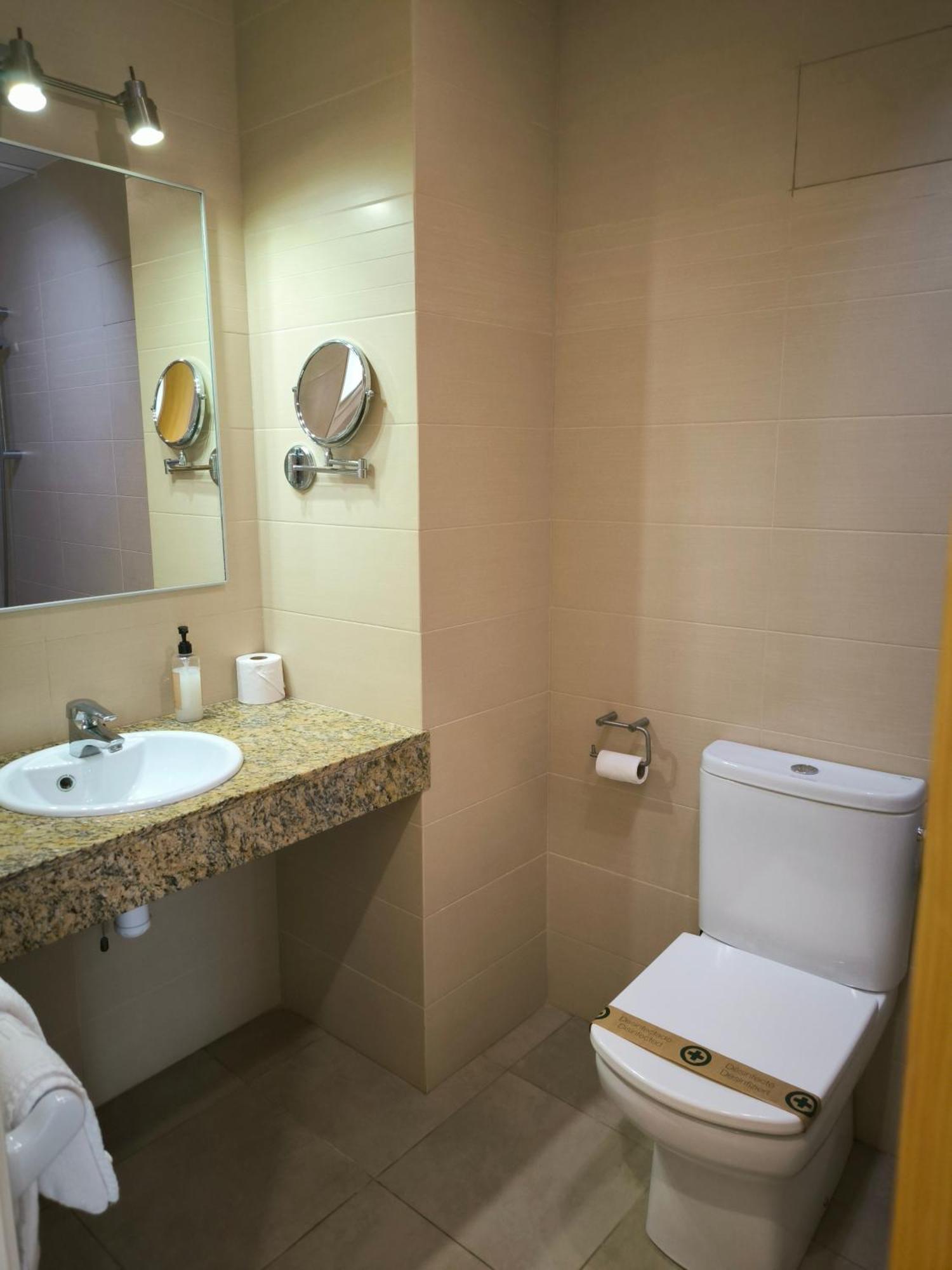 Hotel Geminis Ciutadella  Phòng bức ảnh